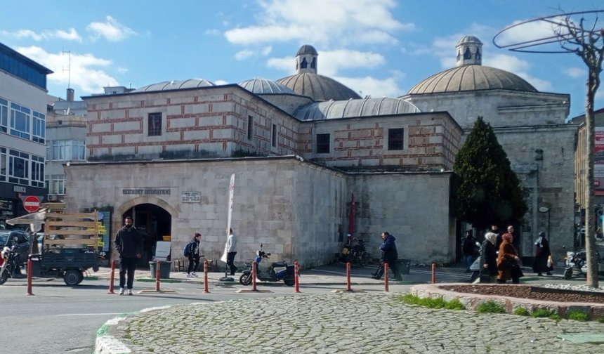 Kırklareli’nin Simge Yapılarından Hızırbey Hamamı Asırlara Meydan Okuyor