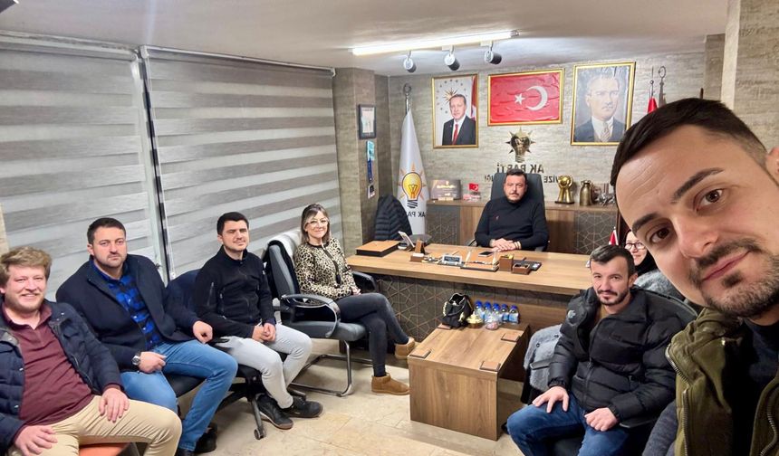 AK Parti Vize İlçe Teşkilatı Haftalık Toplantısını Yaptı