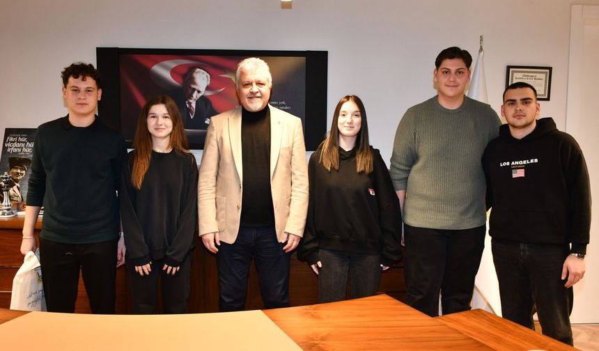 Başkan Gerenli Öğrencilerle Bir Araya Geldi