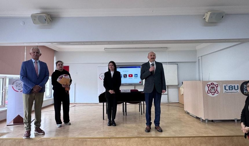 Kırklareli Fen Lisesi’nde TÜBİTAK Semineri Düzenlendi