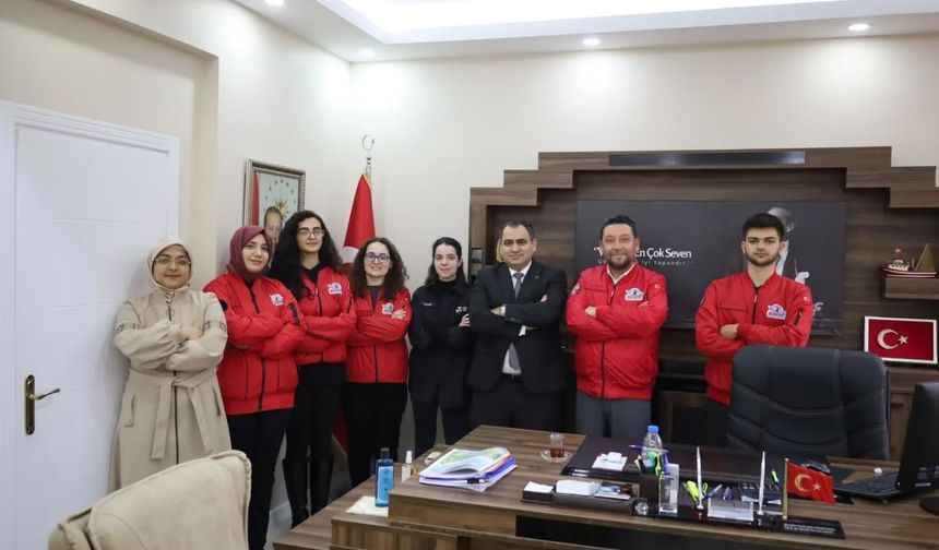 Deneyap Teknoloji Atölyesi Ekibinden Kaymakam Balaban’a Ziyaret