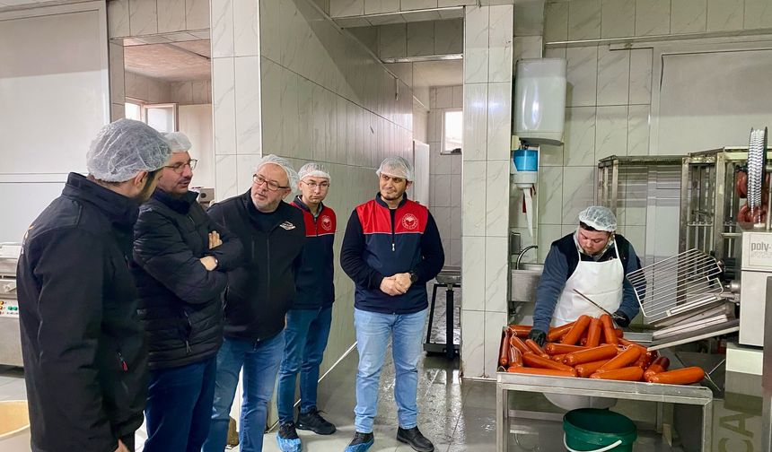 Kaymakam Özderin’den Et Ürünleri İşletmesine Ziyaret