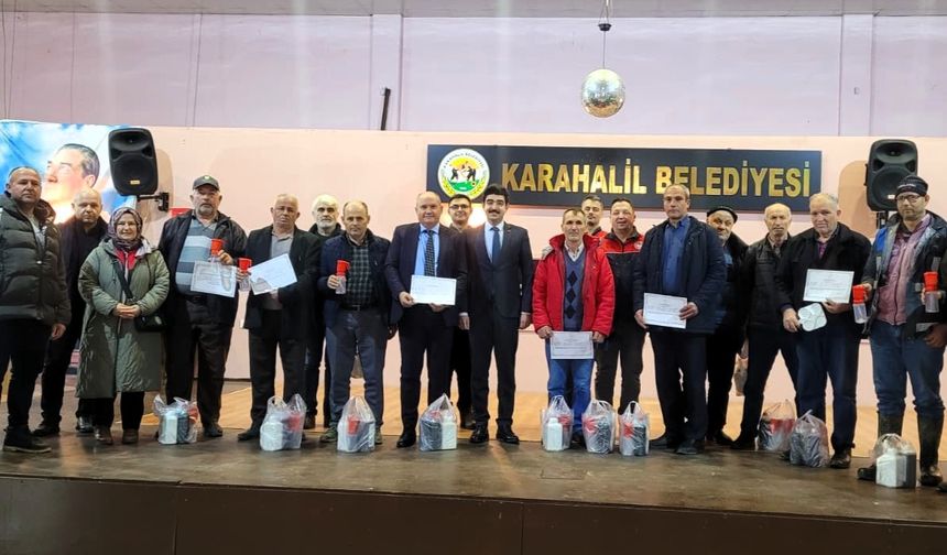 Karahalil’de Süt Sığırcılığı Kursuna Sertifika ve Ekipman Desteği