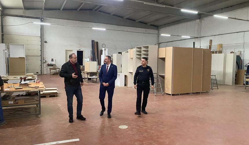 Kaymakam Özderin’den İlçede Esnaf Ziyareti