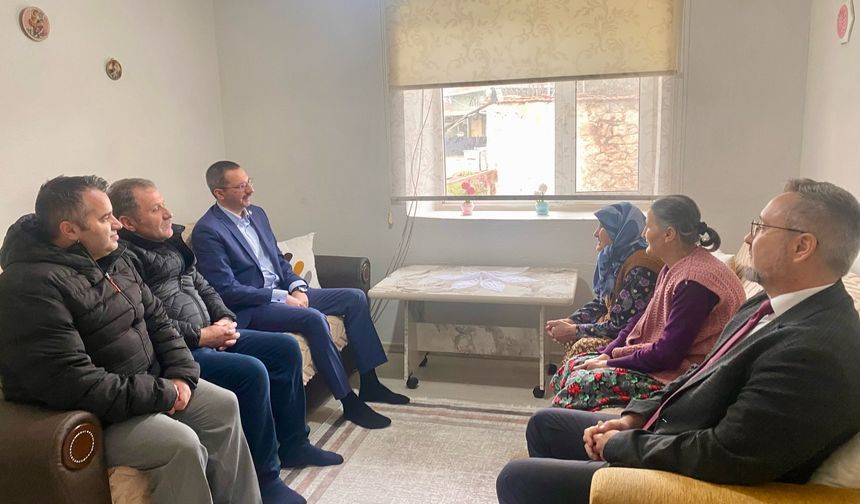 Kaymakam Özderin’den Erenler Köyü’nde Hane Ziyareti