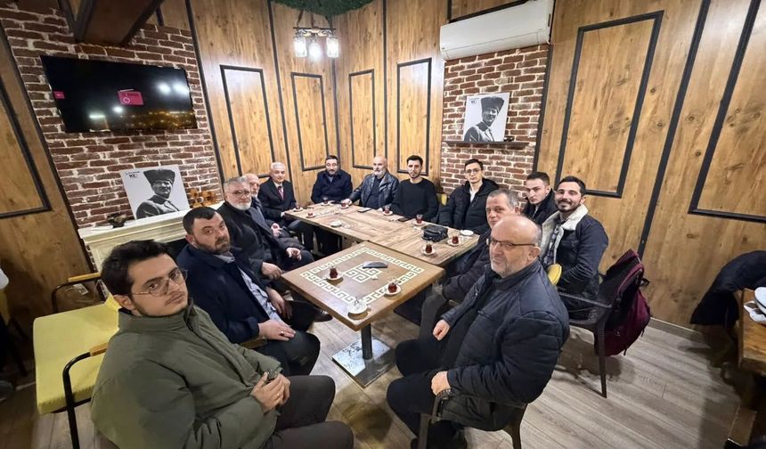 Vali Turan Teravih Sonrası Vatandaşlarla Buluştu