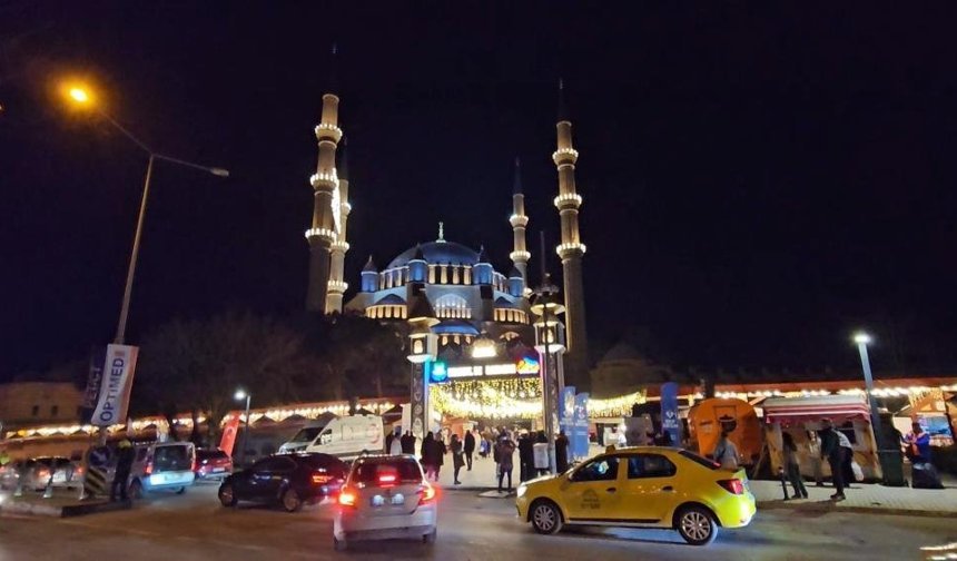 Ramazan Sokağı, Selimiye’nin gölgesinde kapılarını açtı