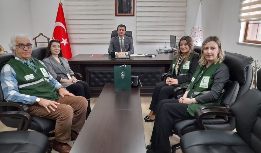 Yeşilay’dan Lüleburgaz’da Bağımlılıkla Mücadele Ziyareti