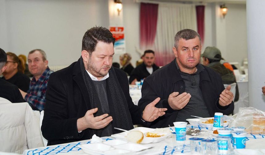 Başkan Talay Kuşçular Derneği İftarına Katıldı