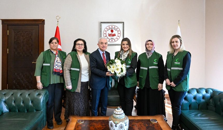 Vali Turan, Yeşilay Heyeti ile Görüştü