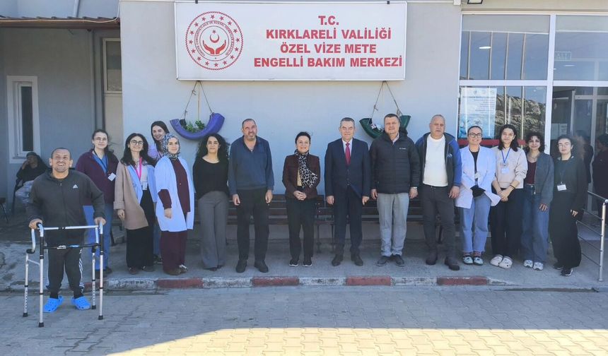 Dr. Karaslan’dan Engelli Bakım Merkezine Ziyaret
