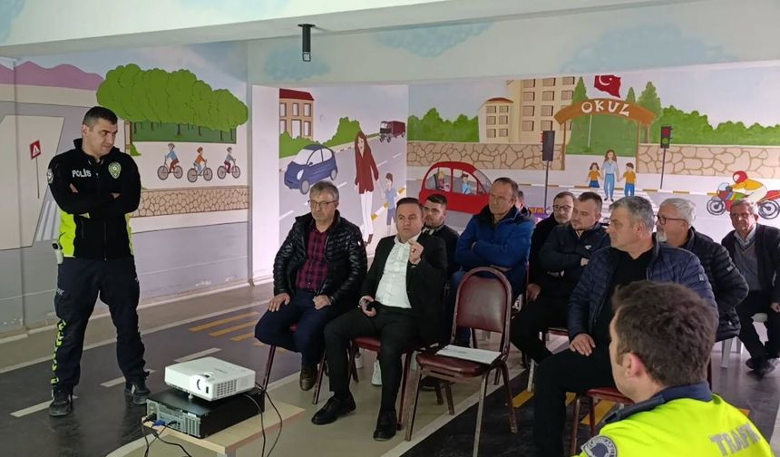 Vize’de Sürücülere Trafik Eğitimi Verildi