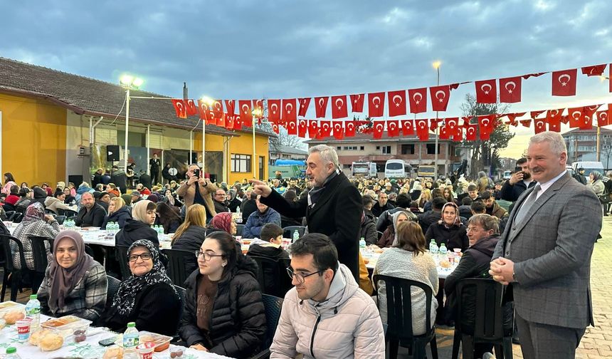 Pehlivanköy’de İftar Programı Düzenlendi