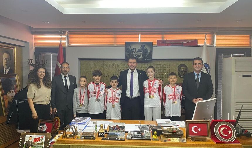 Başarılı Sporculardan Başkan Yayla’ya Ziyaret