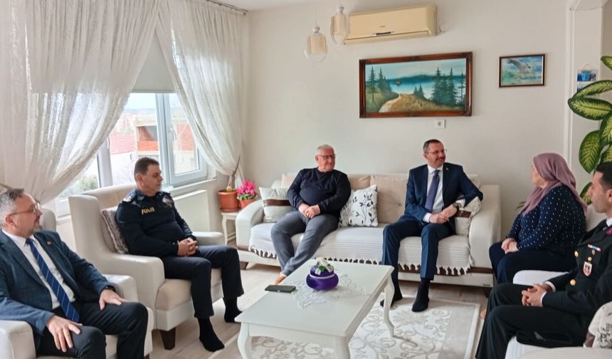 Kaymakam Özderin’den Gazi Ailesine Bayram Ziyareti
