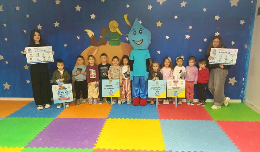 Minik Su Dedektifleri İş Başında