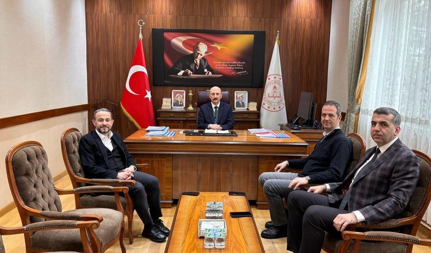 Ahmet Kaan’dan Müdür Altınöz’e Ziyaret