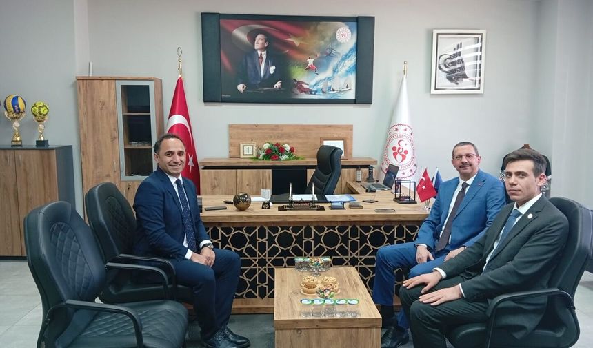 Kaymakam Özderin’den Müdür Demirci’ye Ziyaret