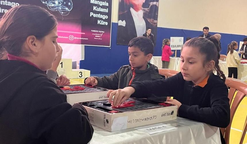 Hayrabolu'da akıl ve zeka oyunları turnuvası düzenlendi