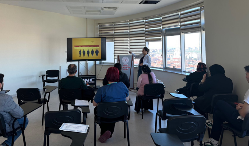 Diyabet Hastalarına Yönelik Eğitim Düzenlendi