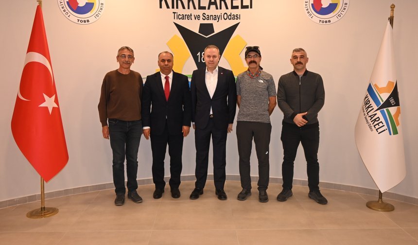 Mesleki Eğitim İçin İş Dünyası ve Okuldan Güç Birliği