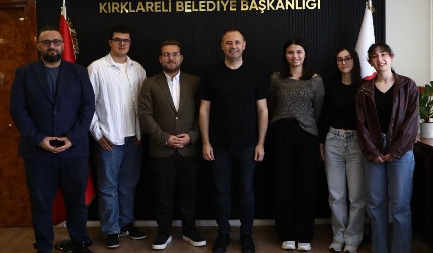 Gençlik Merkezi Ekibinden Başkan Bulut’a Ziyaret