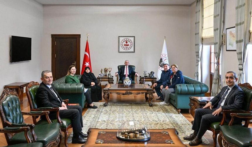 Vali Turan Şehit ve Gazi Ailelerini Ağırladı