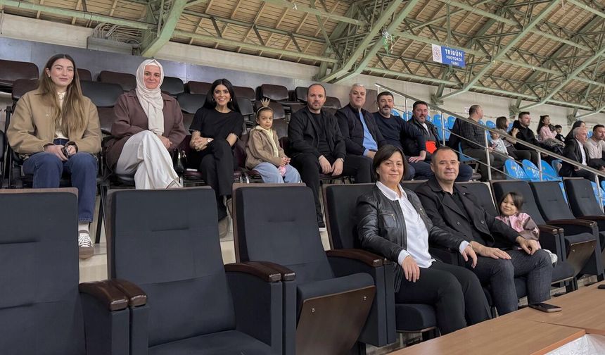 “Nice Galibiyetleri Hep Birlikte Yaşamak Dileğiyle”