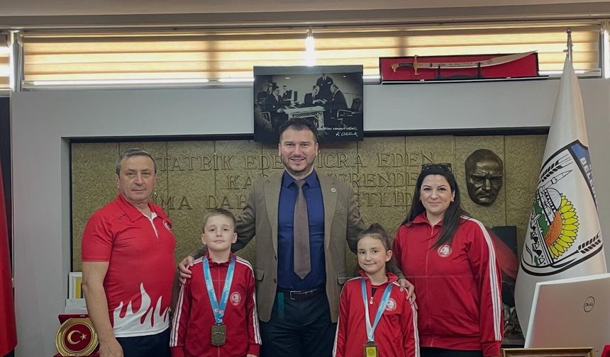 Şampiyon Sporculara Başkan Yayla’dan Tebrik