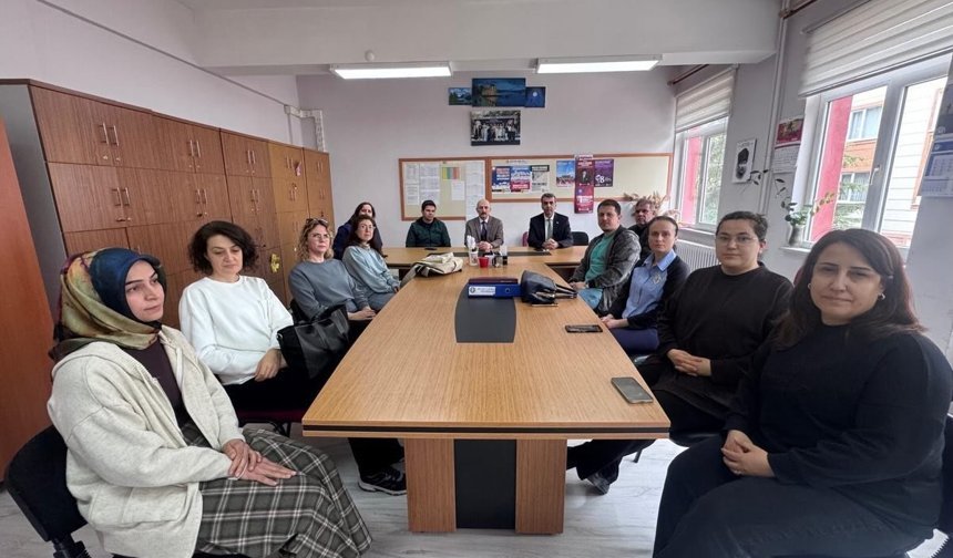 Müdür Altınöz’den Okul Ziyareti