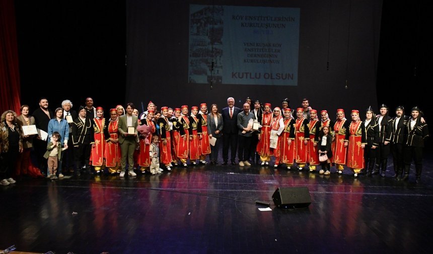 Lüleburgaz’da Köy Enstitüleri İçin Program Düzenlendi