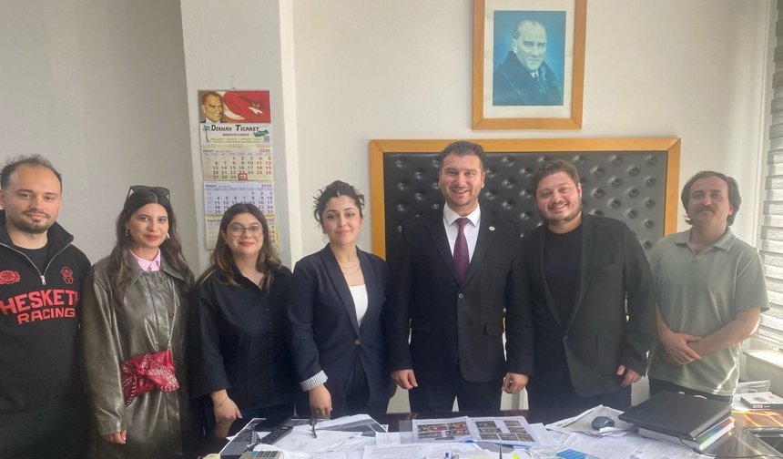 Yıldız Tiyatrosu’ndan Başkan Yayla’ya Ziyaret