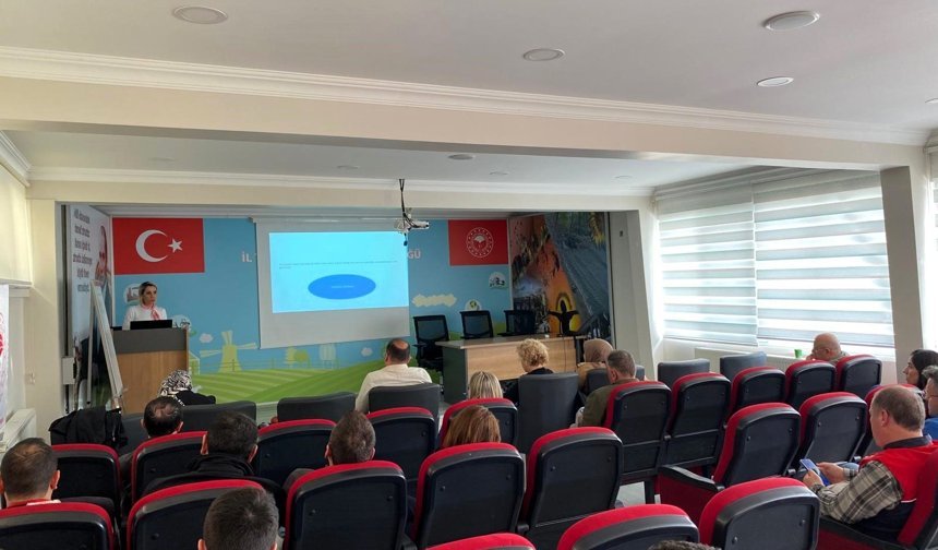 Hayvan Hastalıklarıyla Mücadele İçin Eğitim Düzenlendi