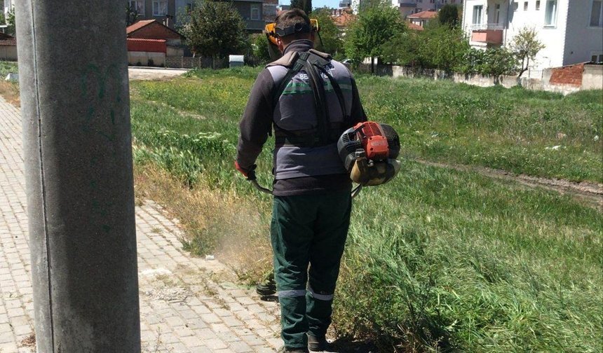 Lüleburgaz’da Temizlik ve Bakım Çalışmaları Sürüyor