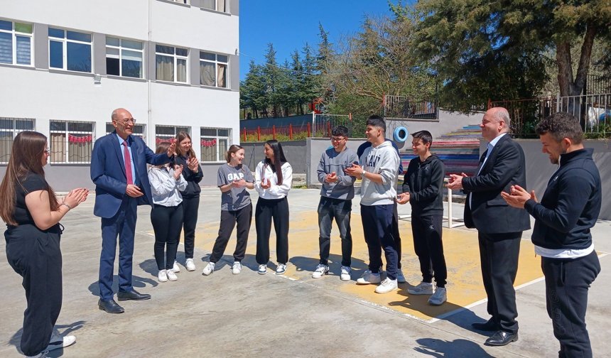 Müdür Akdemir’den Bocce Takımına Moral Ziyareti