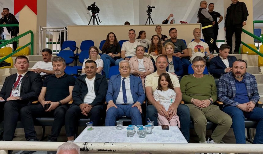 Kırklareli FBO Yarı Final’de: Hedef Süper Lig