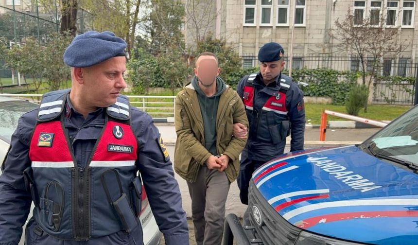 Define ararken yakalandı, hırsızlıktan gözaltına alındı