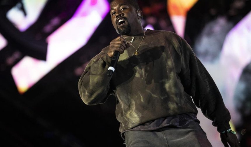 Kanye West’ten dünya rekoru: 150 milyonluk sahnede 100 bin kişiye konser verecek