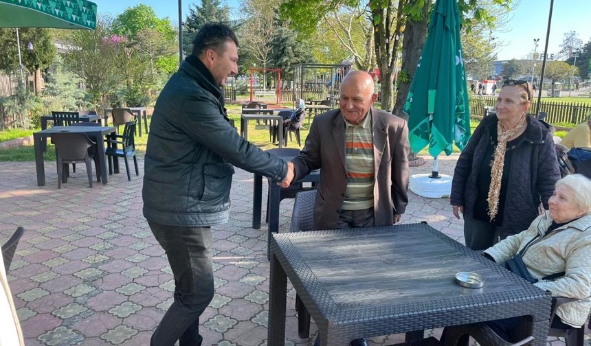 Başkan Yayla Çay Bahçesinde Vatandaşlarla Buluştu
