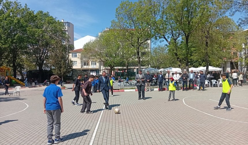 Kaymakam Özderin Kermes Programına Katıldı