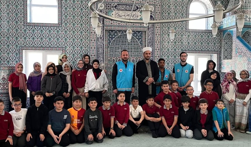 Eskibedir Camii’nde Bahar Şenliği Düzenlendi
