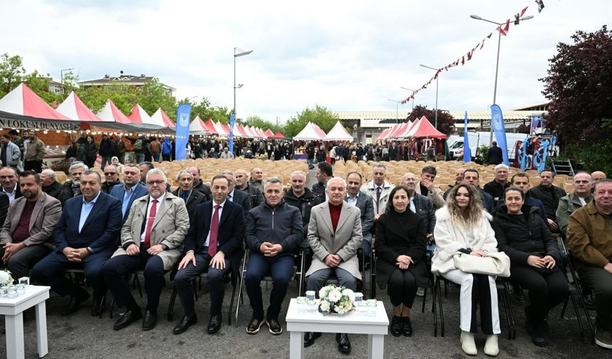 Lüleburgaz’da Karadeniz Bahar Şenliği Coşkusu