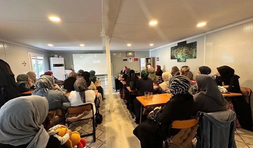 Lüleburgaz’da Velilere “Aile” Semineri