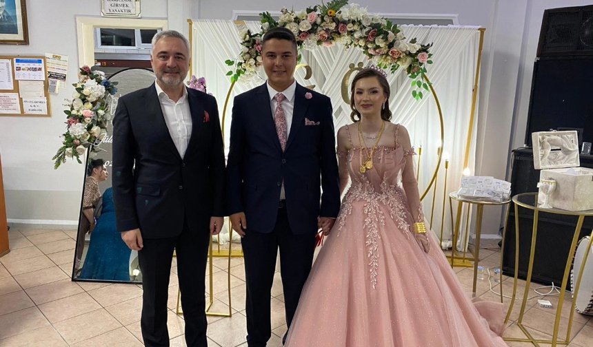 Milletvekili Sarıçam Nişan Törenine Katıldı