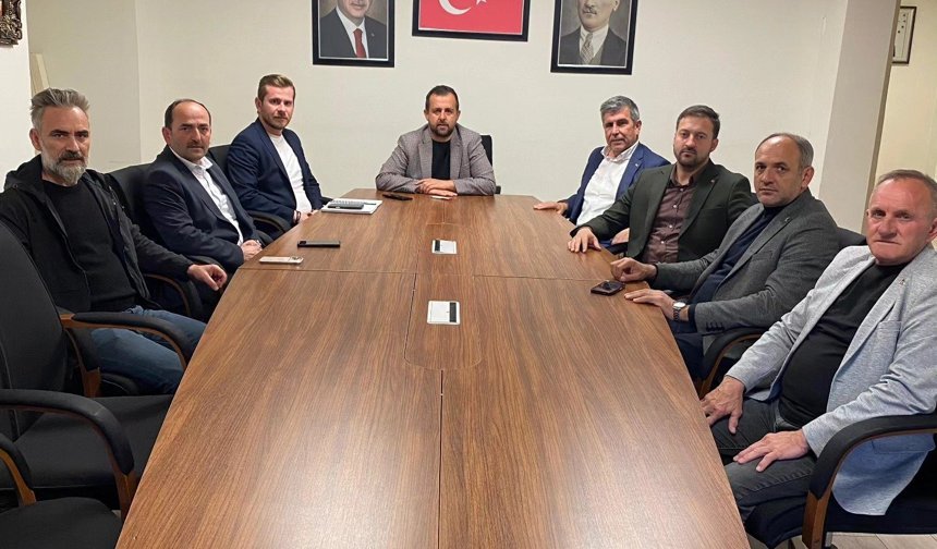 AK Parti’de Haftalık İlçe Başkanları Toplantısı Yapıldı