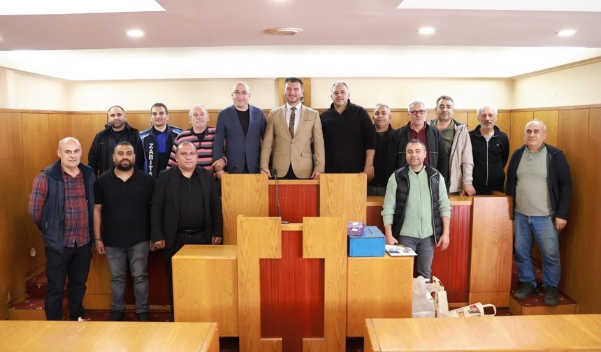 Başkan Yayla Pazar Esnafını Dinledi