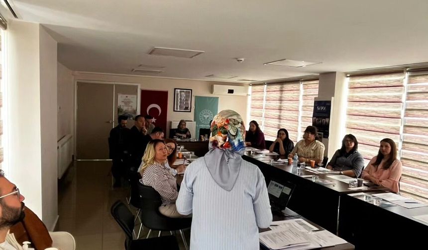 Öğretmenlere Cilt Kanseri Farkındalık Eğitimi