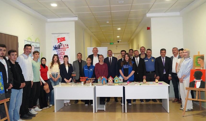 Pınarhisar’da Teras Kitap Kafe Açıldı