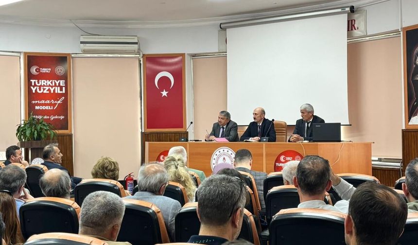 Kırklareli’nde Okul Müdürleri Toplantısı Yapıldı
