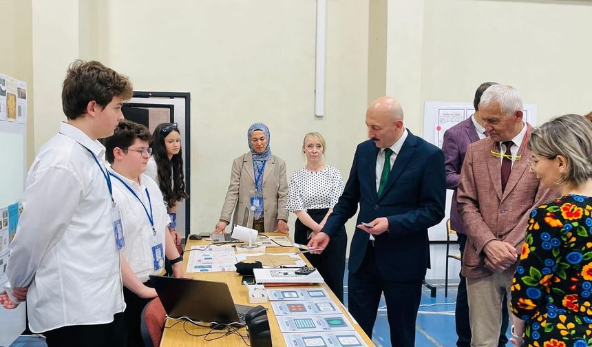 Fen Lisesi’nde Bilim Fuarı Heyecanı